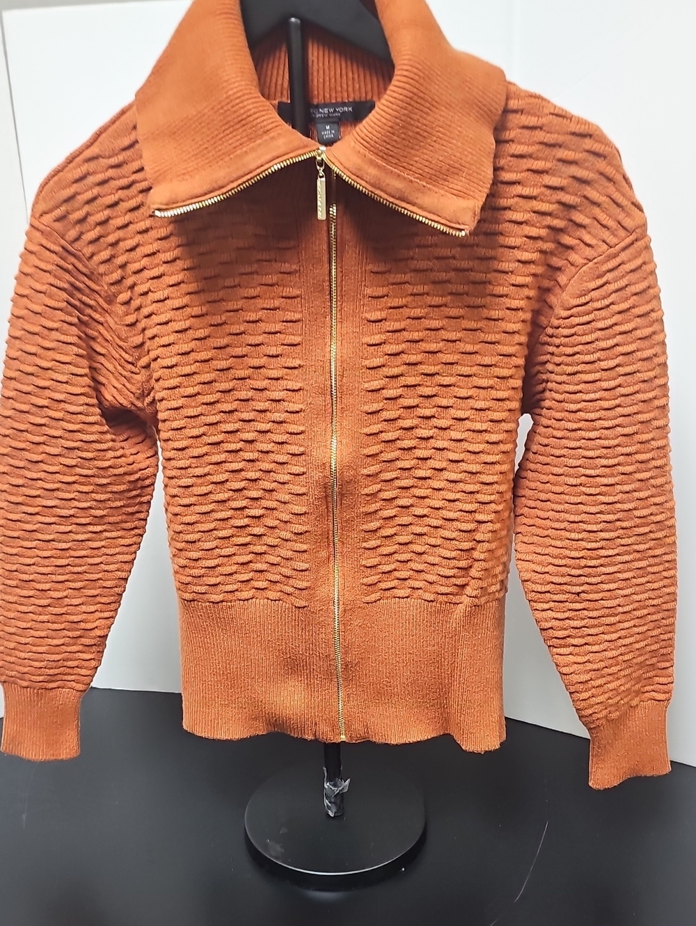 Women's Textured Zip-Front Cardigan Sweater in Rust